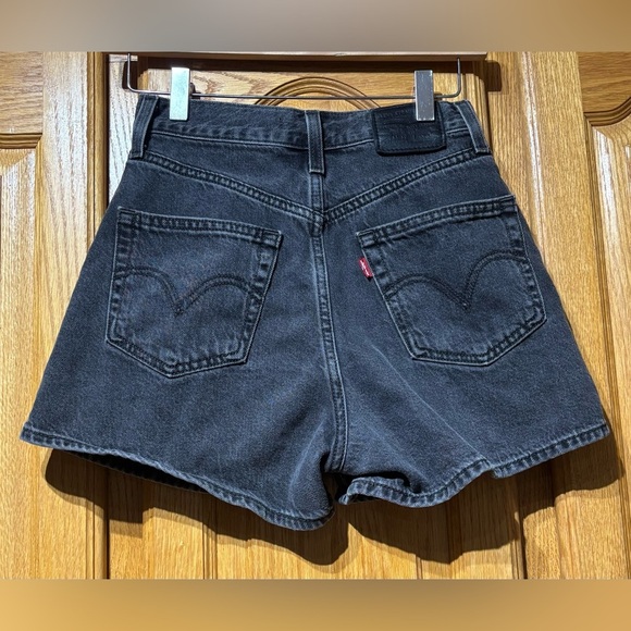 Levi's Levi Strauss Women's Faded Black High Loose Jean Shorts Size 24 EUC - Picture 6 of 13